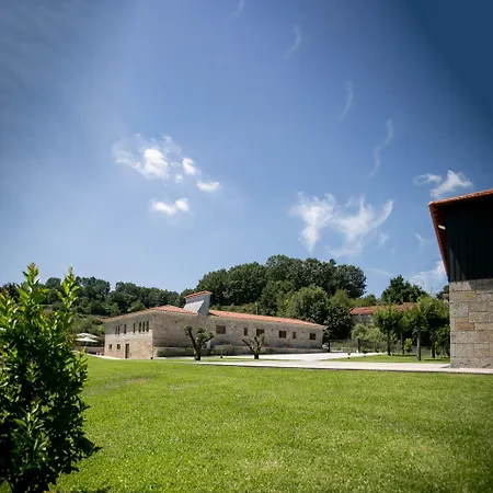 Constance Retreat - Douro Verde By Fero *