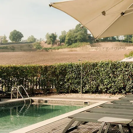 Retreat - Douro By Fero Landsted *